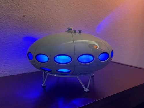 Futuro House Model/Accent Lamp 1