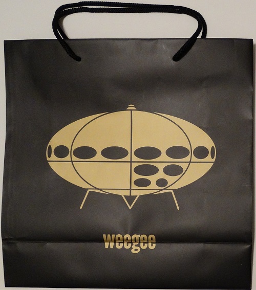 WeeGee Futuro logo Paper Shopping Bag