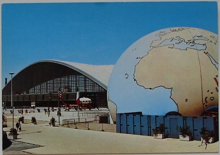 CNIT/Futuro/Globe 1978 Postcard Front